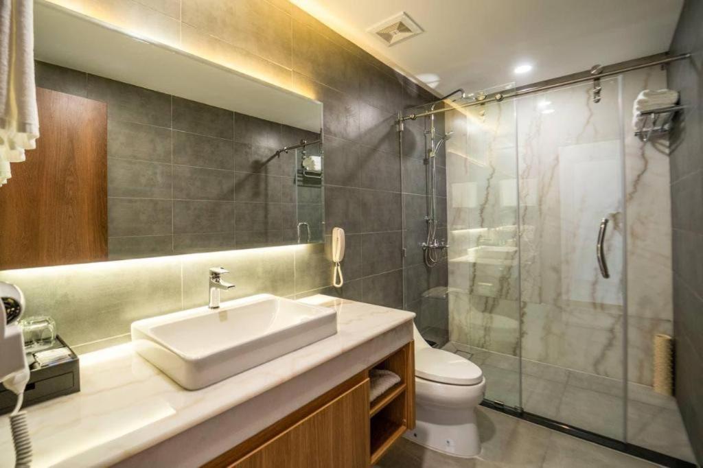 Le President Hotel Phnompen Kültér fotó