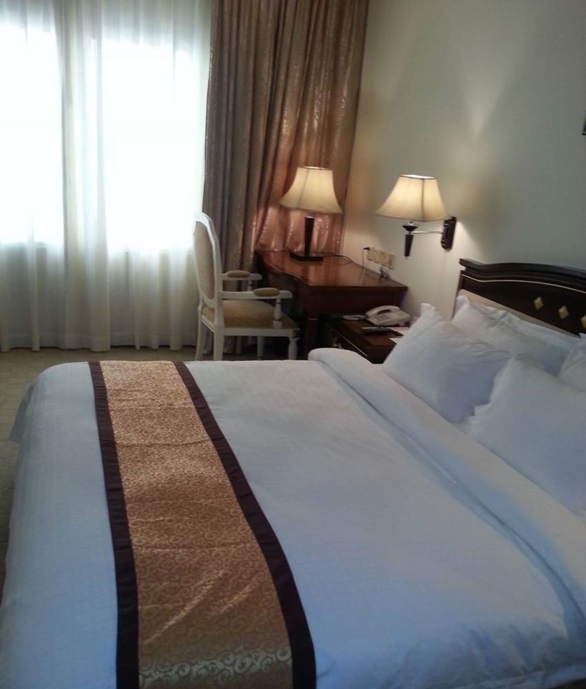 Le President Hotel Phnompen Kültér fotó
